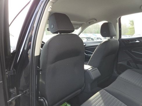 Used 2024 Volkswagen Jetta S image 29