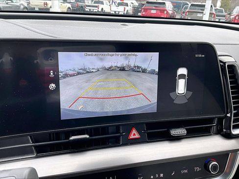Used 2025 Kia Sportage EX image 21