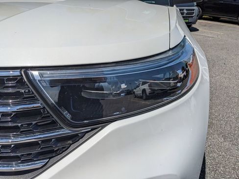 Used 2021 Ford Explorer XLT w/ Equipment Group 202A image 11