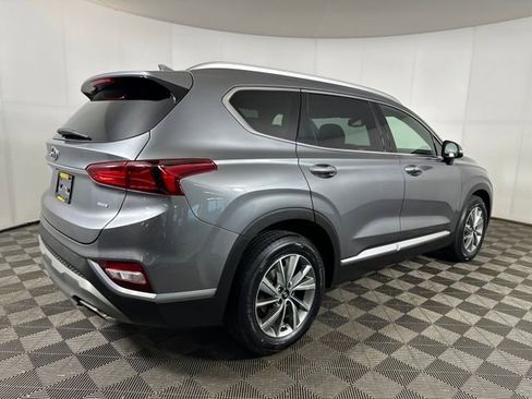 Used 2019 Hyundai Santa Fe AWD image 2