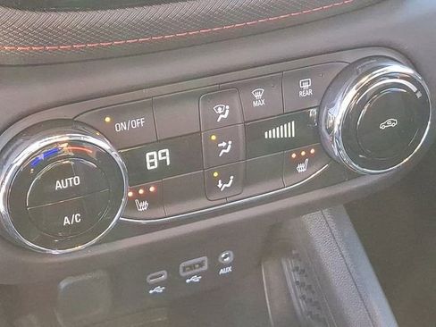 Used 2023 Chevrolet TrailBlazer RS w/ Convenience Package image 26