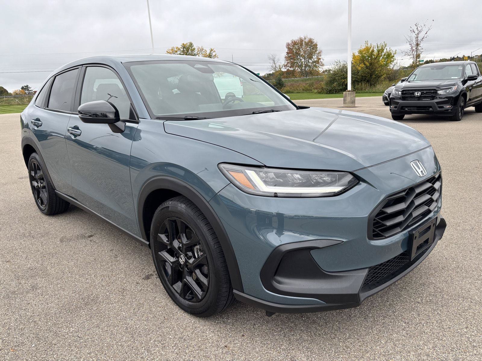 Used 2024 Honda HR-V Sport image 9