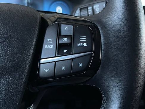 Certified 2025 Ford Escape Platinum AWD/4WD image 16