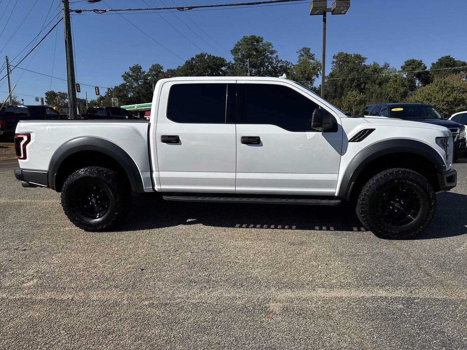 Used 2019 Ford F150 Raptor w/ Equipment Group 801A Mid AWD/4WD image 22