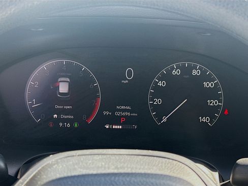Used 2024 Honda HR-V LX image 11