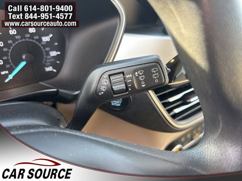 Used 2020 Ford Escape SE image 27