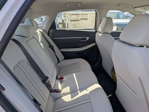 New 2026 Hyundai Sonata SEL FWD image 30
