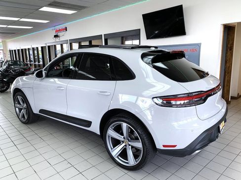 Used 2023 Porsche Macan image 8