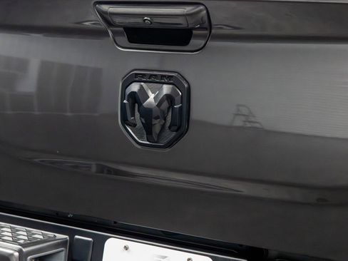 Used 2023 RAM 2500 Big Horn w/ Night Edition image 19