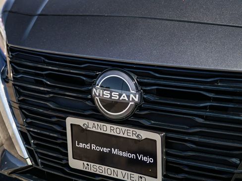 Used 2025 Nissan Altima 2.5 S image 11