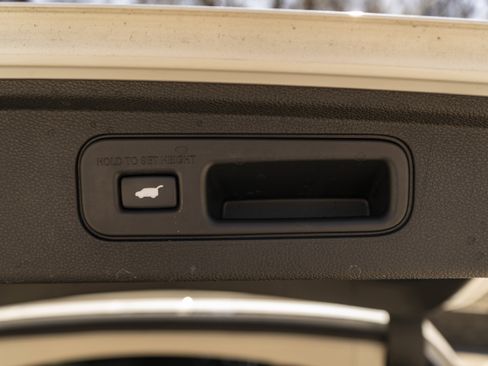 Certified 2025 Honda Odyssey EX-L image 47