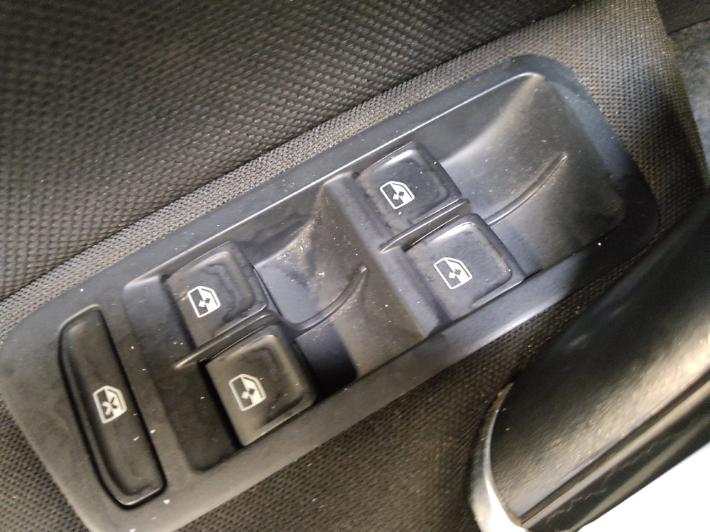 Used 2018 Volkswagen GTI S FWD image 27