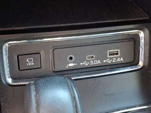 Used 2023 Subaru Ascent Limited w/ Technology Package AWD/4WD image 25