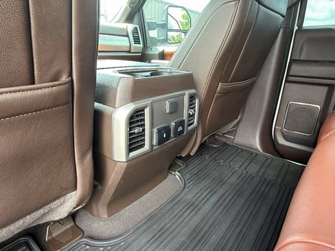 Used 2022 Ford F250 King Ranch w/ King Ranch Ultimate Package AWD/4WD image 26