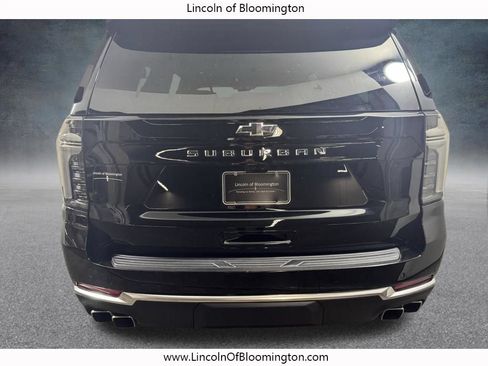 Used 2026 Chevrolet Suburban High Country w/ Sun And Tow Package AWD/4WD image 6