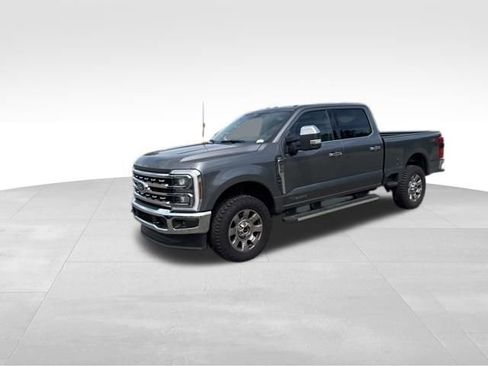 Used 2025 Ford F250 Lariat w/ Chrome Package AWD/4WD image 11