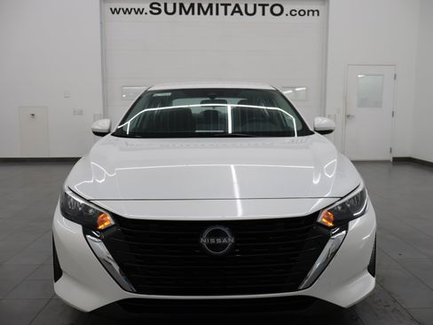 Used 2024 Nissan Sentra SV FWD image 20