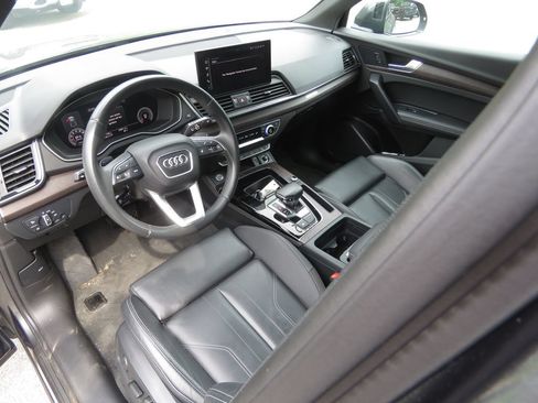 Used 2022 Audi Q5 2.0T Premium Plus AWD/4WD image 11