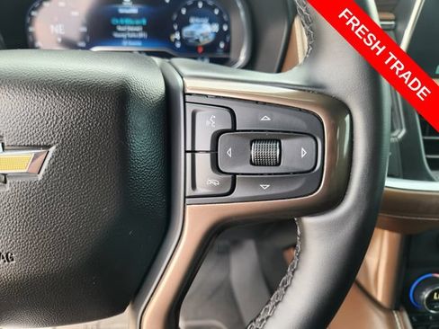 Used 2024 Chevrolet Suburban High Country AWD/4WD image 29