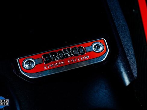 Used 2025 Ford Bronco Stroppe Edition AWD/4WD image 23