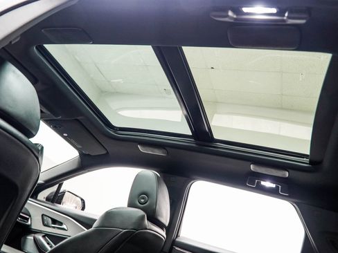 Used 2024 Acura ZDX A-Spec image 38