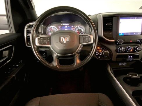 Used 2022 RAM 1500 Big Horn AWD/4WD image 5