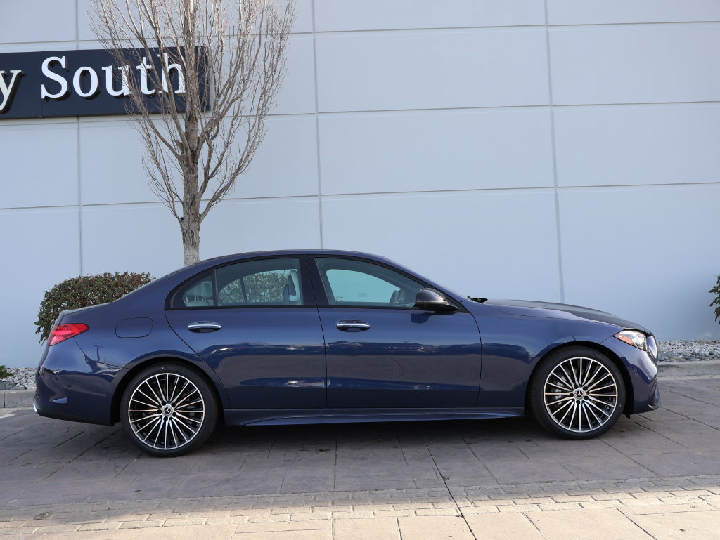 Used 2026 Mercedes-Benz C 300 4MATIC Sedan image 4