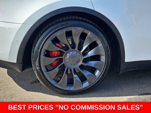 Used 2022 Tesla Model Y Performance AWD/4WD image 39