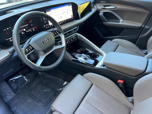 Certified 2025 Audi Q5 Premium Plus AWD/4WD image 13