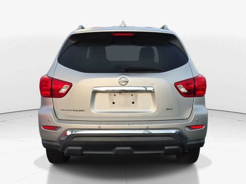 Used 2019 Nissan Pathfinder SV FWD image 5