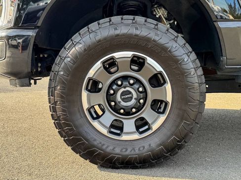 Used 2023 Ford F250 Lariat w/ Tremor Off-Road Package image 38