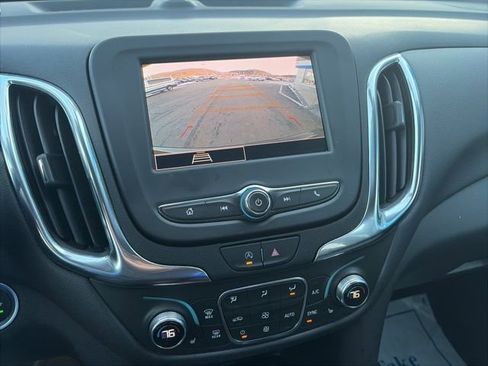 Used 2024 Chevrolet Equinox LT image 15