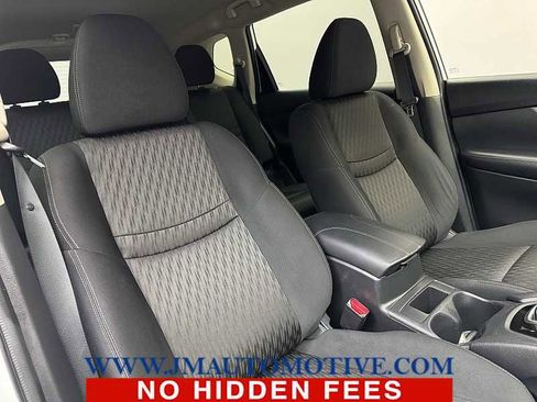Used 2017 Nissan Rogue S w/ S Appearance Package AWD/4WD image 20