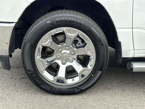 Used 2022 RAM 1500 Big Horn AWD/4WD image 12