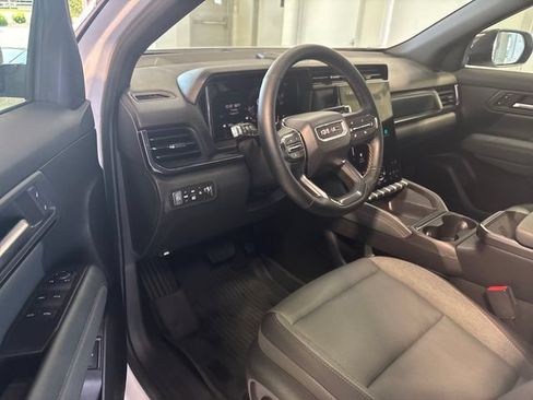 Used 2026 GMC Terrain AT4 AWD/4WD image 7