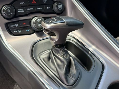 Used 2022 Dodge Challenger R/T Scat Pack RWD image 18