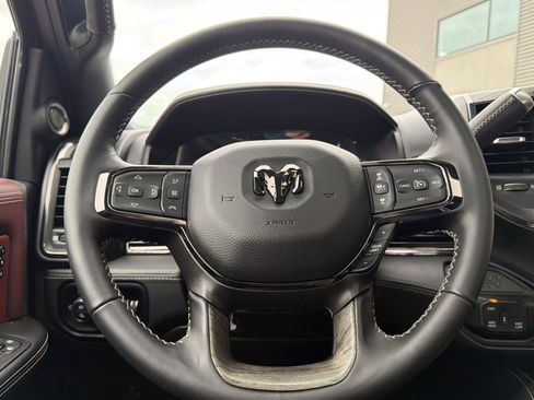 Used 2025 RAM 3500 Limited image 22