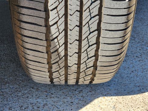 Used 2020 Ford Edge Titanium w/ Cargo Accessory Package image 21