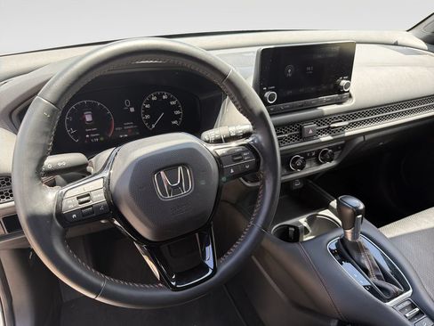 Used 2024 Honda HR-V Sport image 11