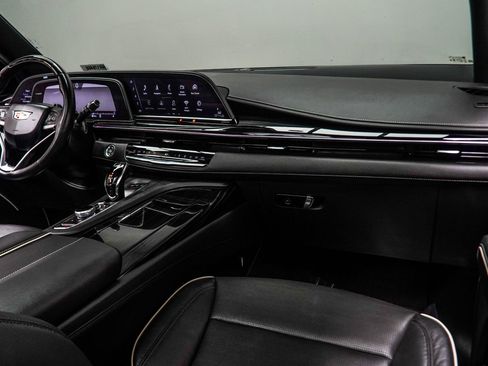 Used 2024 Cadillac Escalade ESV Sport image 20