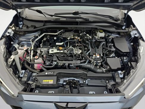 Used 2025 Toyota Corolla Cross AWD Hybrid image 17
