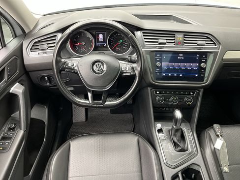 Used 2019 Volkswagen Tiguan SEL Premium R-Line FWD image 14