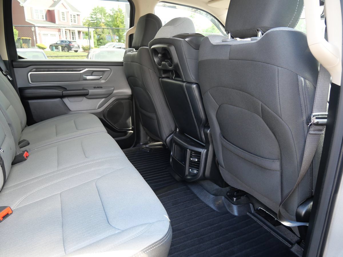 Used 2020 RAM 1500 Big Horn AWD/4WD image 27