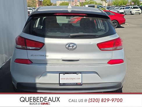 Used 2018 Hyundai Elantra GT FWD image 6