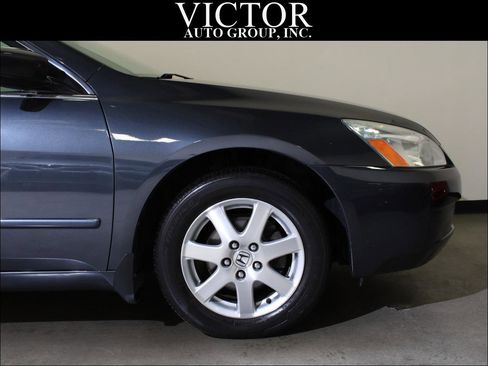 Used 2005 Honda Accord EX image 14