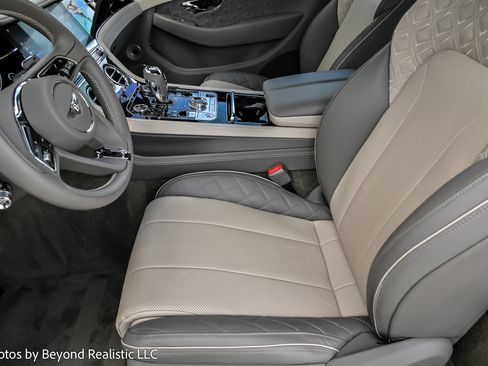 Used 2020 Bentley Continental GT image 26
