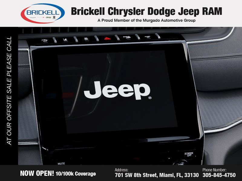 Used 2025 Jeep Grand Cherokee Laredo X AWD/4WD image 20