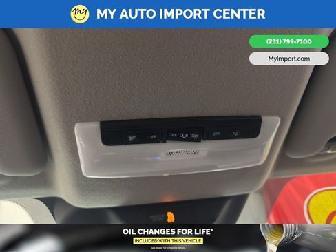 Used 2025 Nissan Kicks S w/ Charging Package image 22