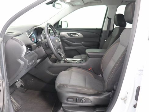 Used 2018 Chevrolet Traverse LT FWD image 8