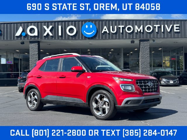 Used 2022 Hyundai Venue SEL FWD image 1